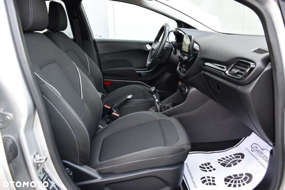 Ford Fiesta 1.0 EcoBoost S&S TITANIUM - 6