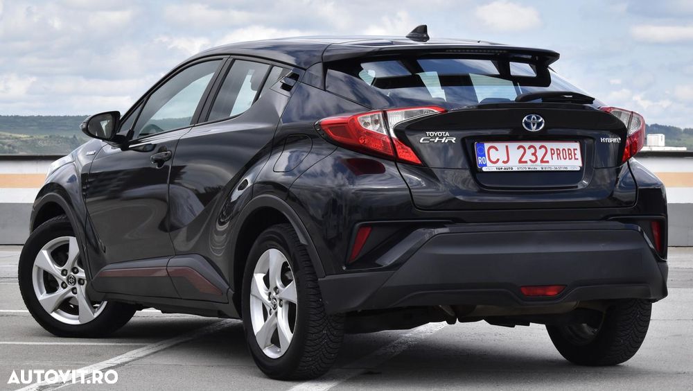 Toyota C-HR Flow - 3
