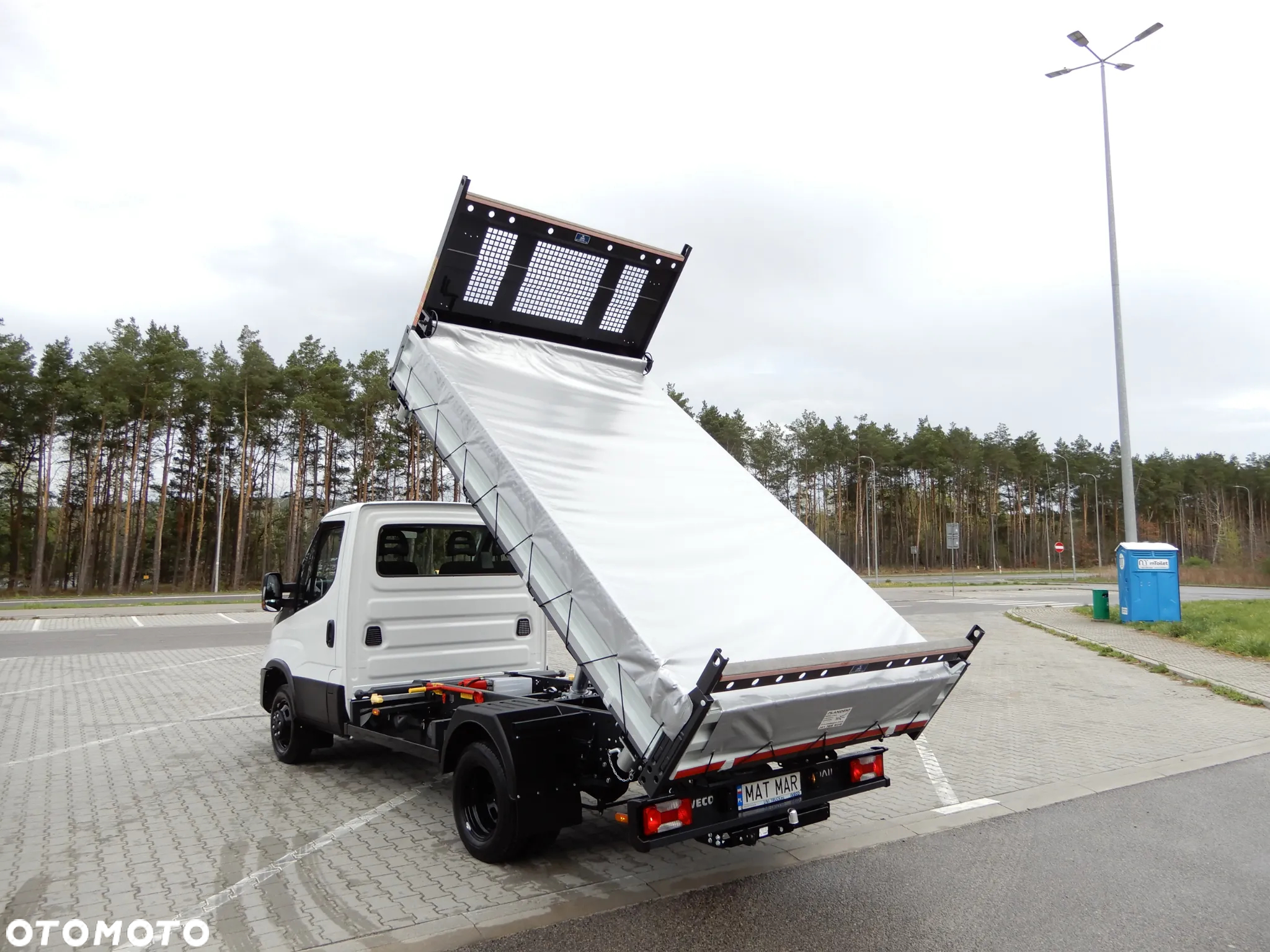 Iveco DAILY 50C18 Wywrotka Kiper Wywrot x 3 Renomowanej Firmy SCATTOLINI 3.62 CM HAK 3500 Kg 30 Tys Km Przeb Stan Jak Nowy OKAZJA - 5