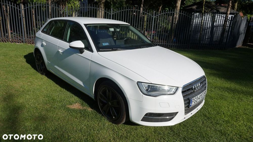 Audi A3 Sportback - 3