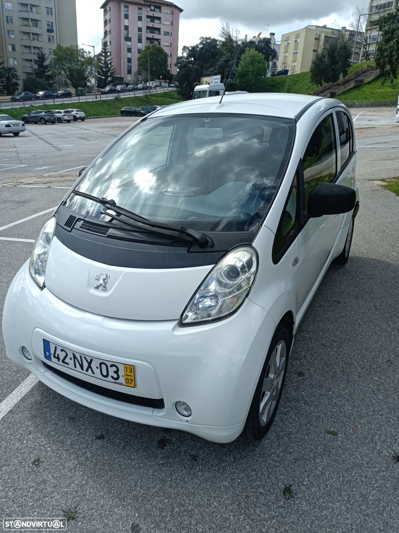 Peugeot iOn Standard - 1