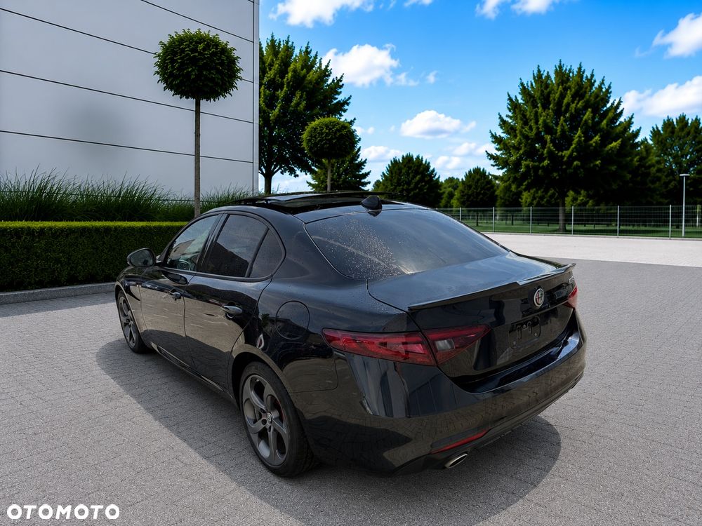 Alfa Romeo Giulia 2.2 D Turbo - 4