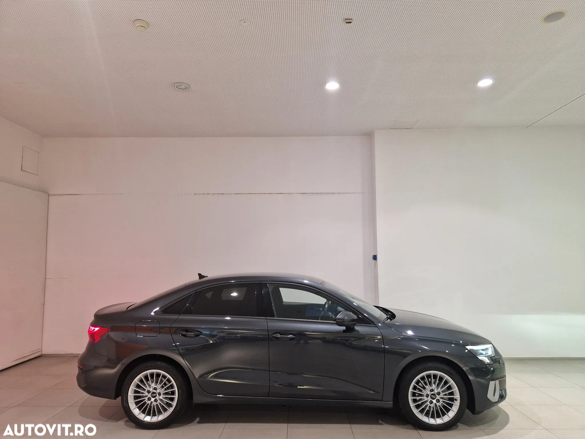 Audi A3 1.0 30 TFSI MHEV S tronic Advanced - 6