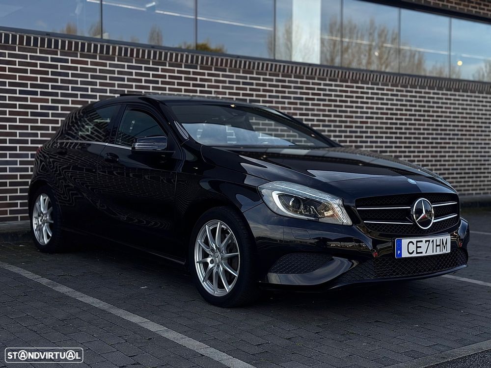 Mercedes-Benz A 180 (BlueEFFICIENCY) - 1