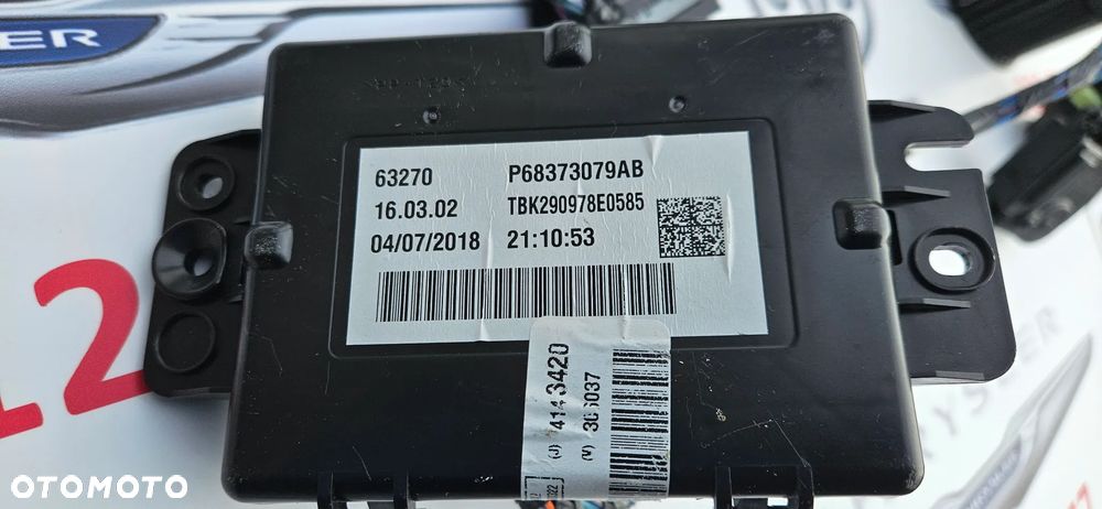 Chrysler Pacifica 2016- Wentylator nagrzewnicy tył Dmuchawa tylna AY272700-0284 Silniczki nagrzewnicy tylnej Moduł nagrzewnicy tył Sterownik klimatyzacji tył P68373079AB - 14