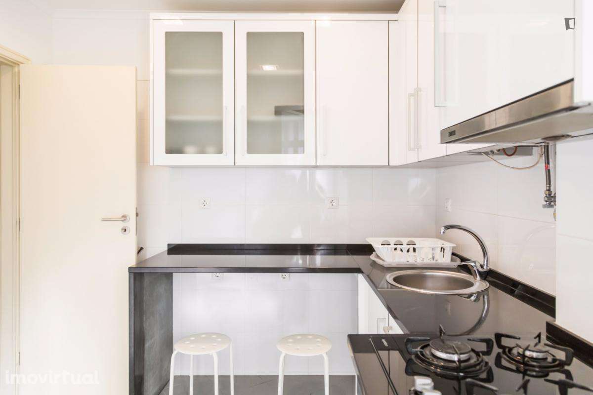 Quarto - localizado em Santa Apolónia Lisbon - Grande imagem: 5/9