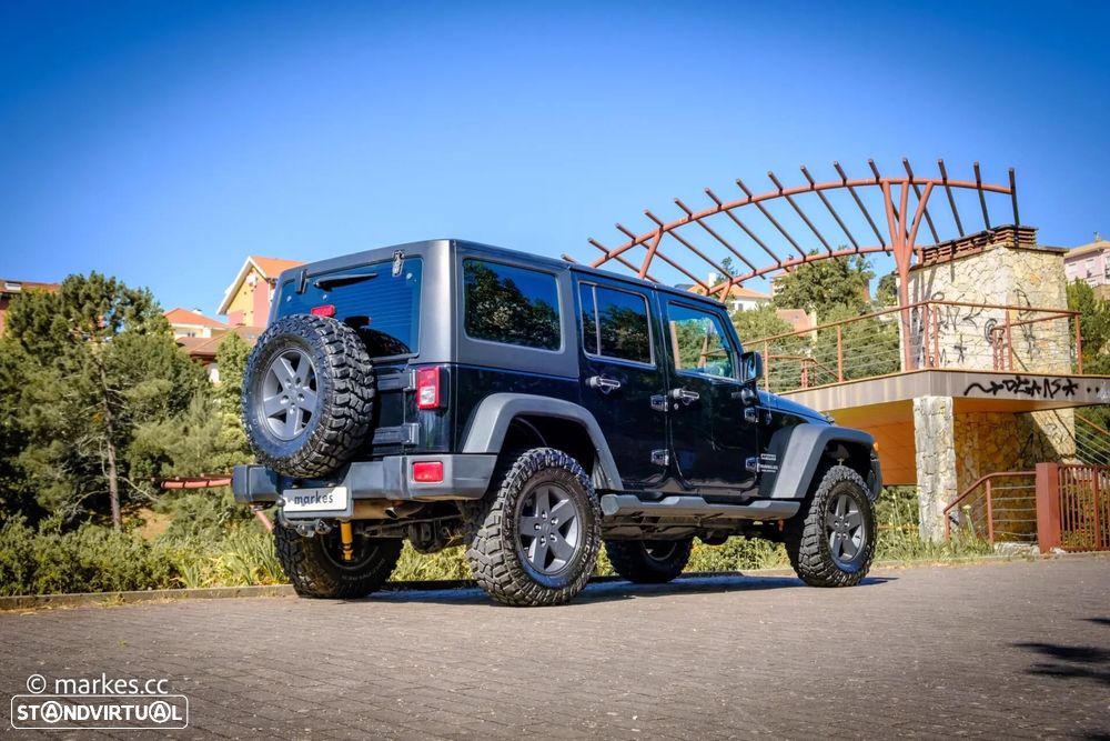 Jeep Wrangler Unlimited - 24