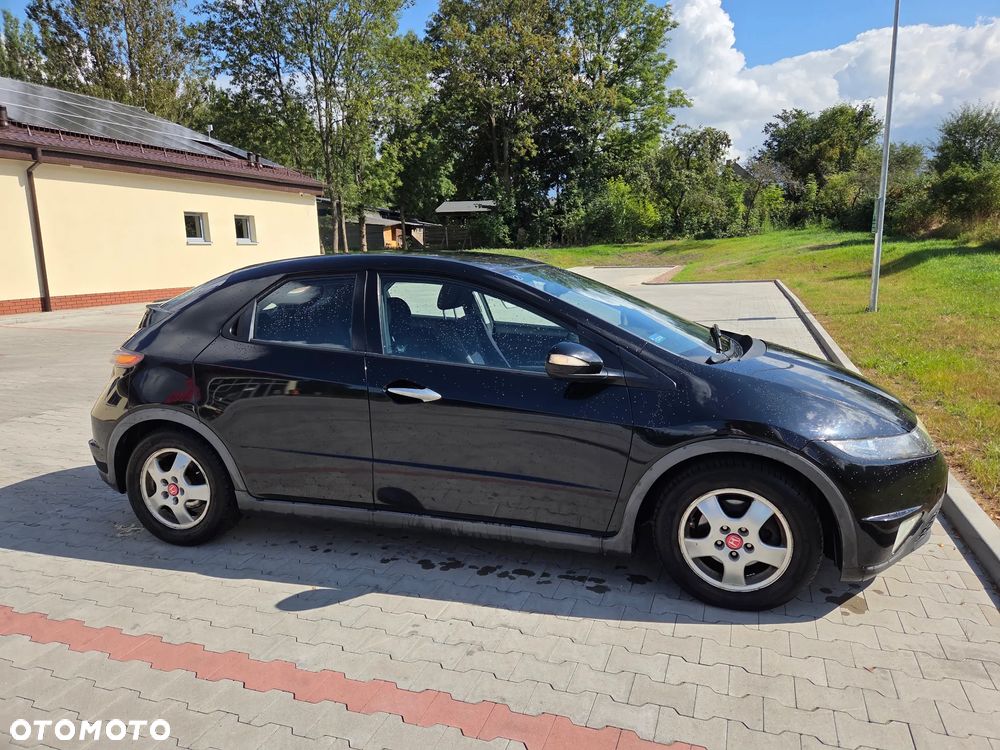 Honda Civic 1.8 Executive - 4