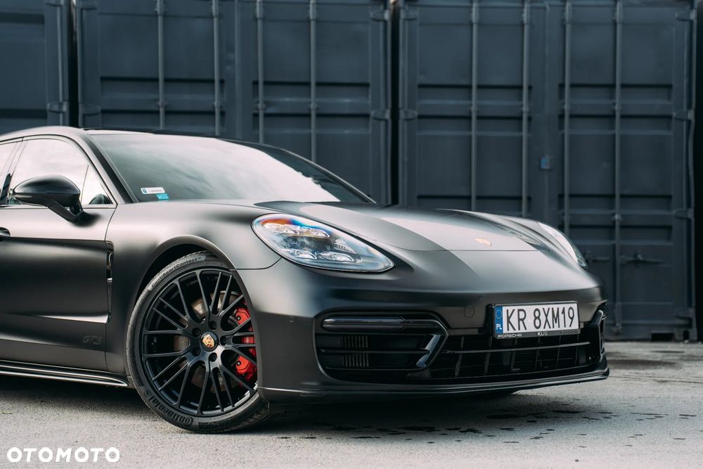 Porsche Panamera - 8