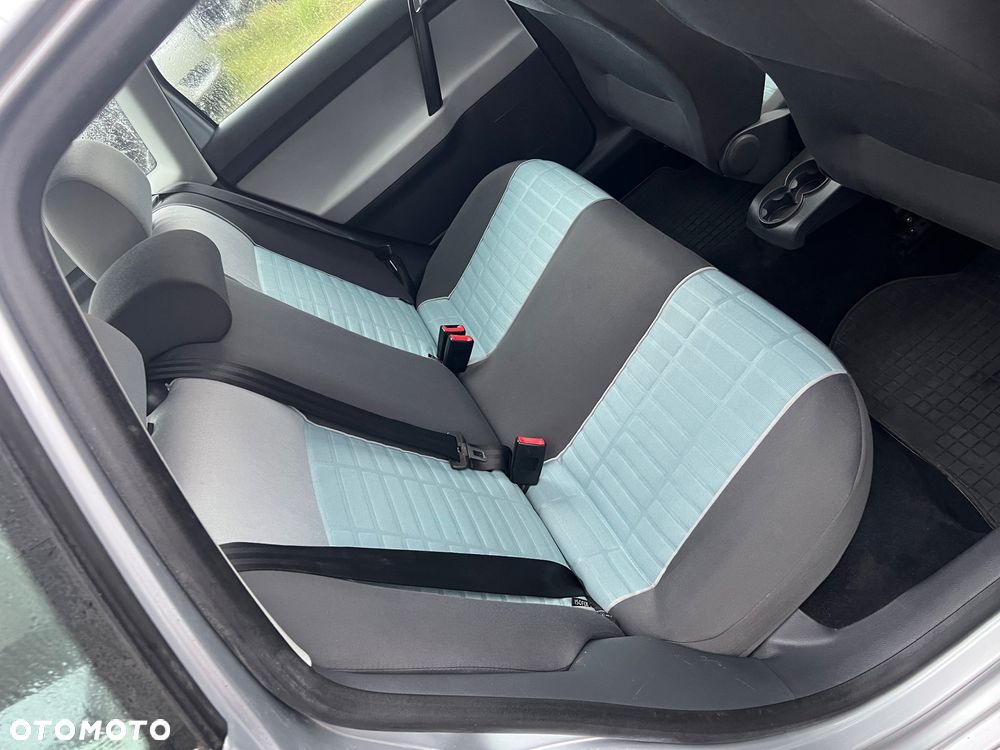 Volkswagen Polo 1.4 TDI DPF BlueMotion - 19