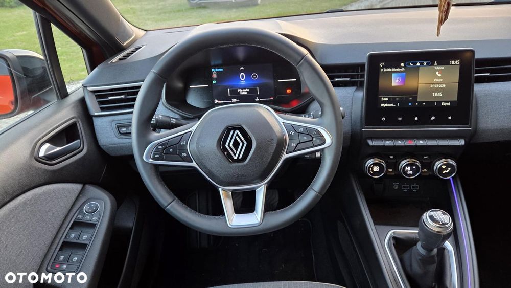 Renault Clio TCe 90 EVOLUTION - 17