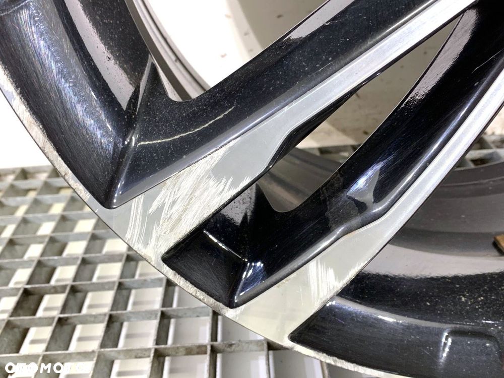 FELGA ALUMINIOWA 19 7.5J 5X108 CENTR 63.3 ET 50.5 - 699.00 PLN - VOLVO - 4