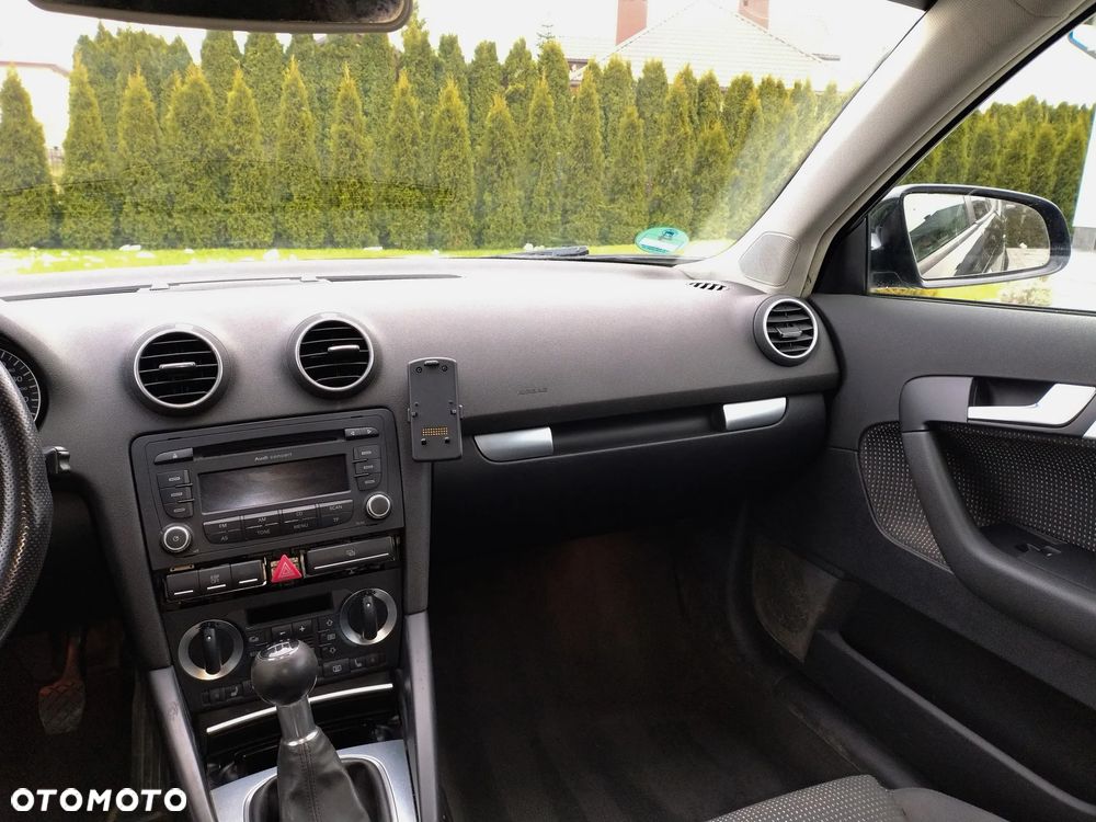 Audi A3 Sportback 2.0 TDI Ambiente - 21