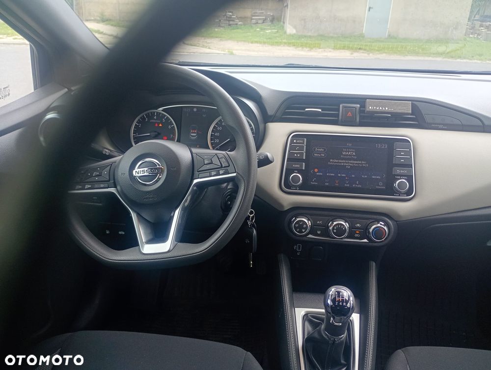 Nissan Micra 1.0 Acenta - 17