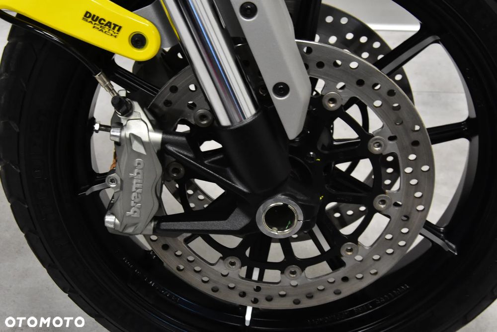 Ducati Scrambler - 26