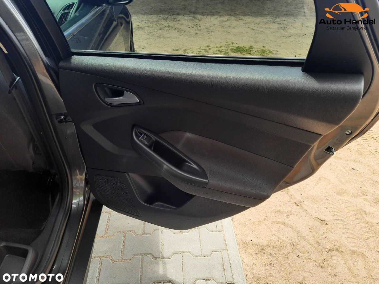 Ford Focus 1.5 EcoBoost Start-Stopp-System TITANIUM - 37
