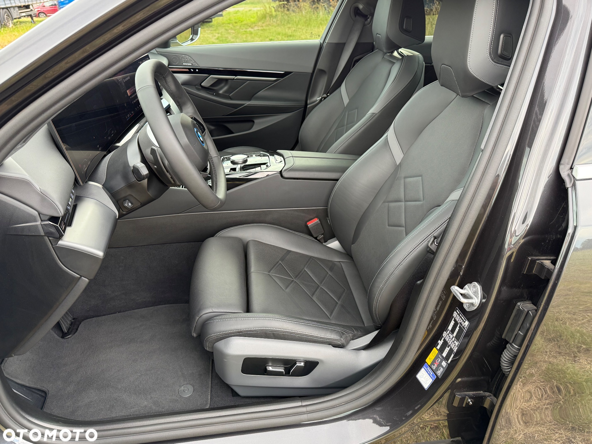 BMW Seria 5 - 24