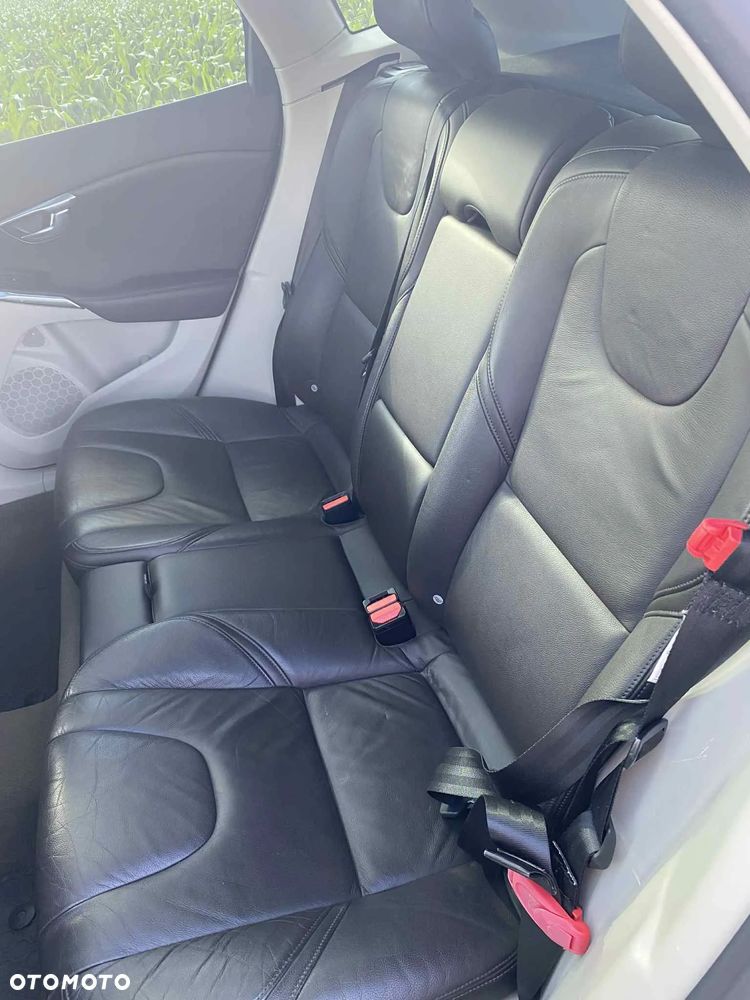 Volvo V40 - 4