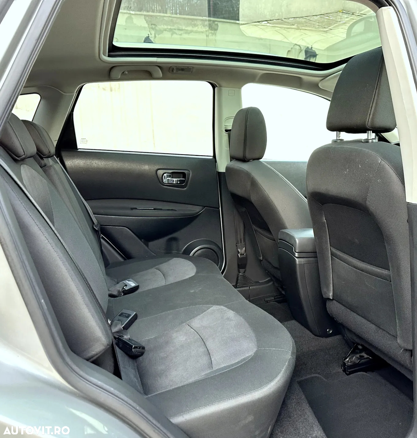 Nissan Qashqai - 25