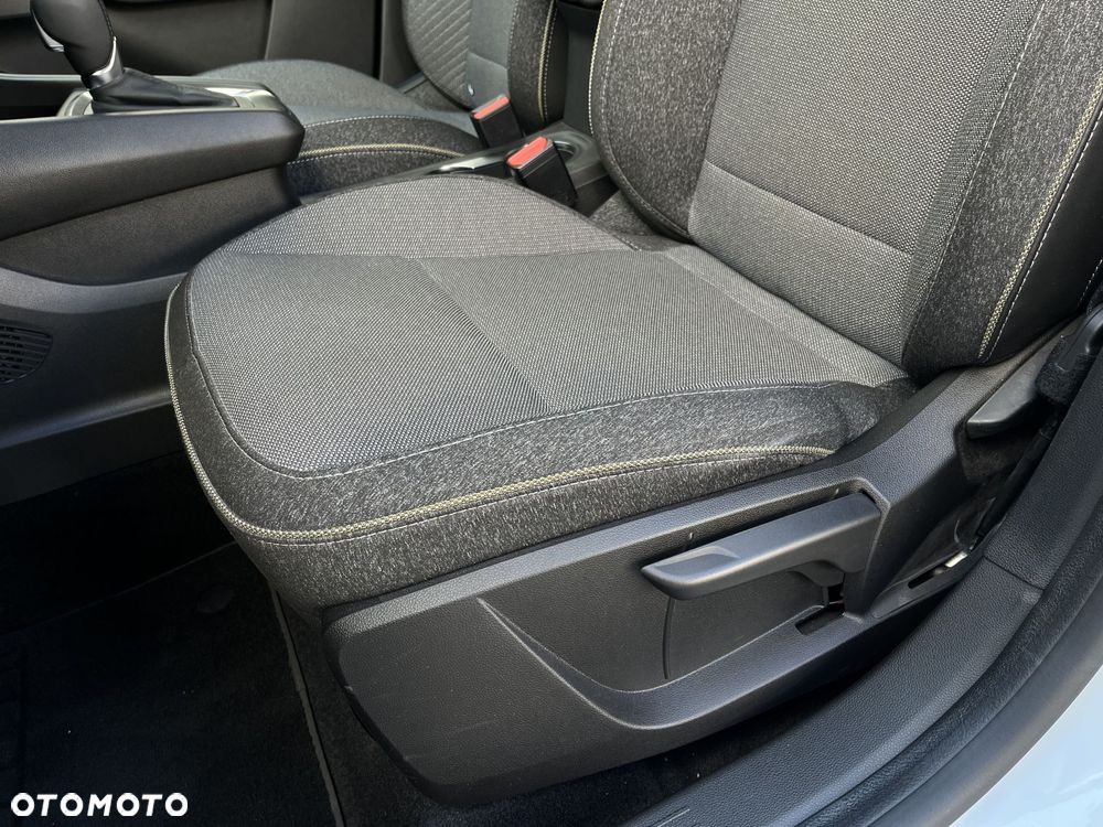 Renault Captur 1.3 TCe mHEV Techno EDC - 12