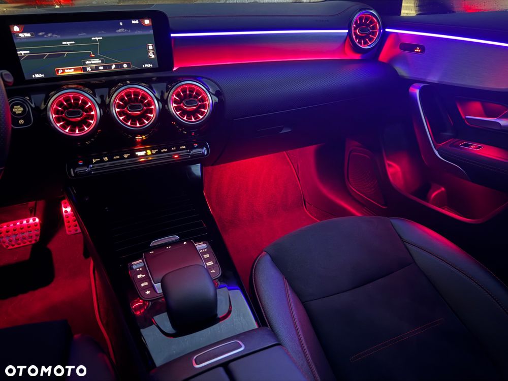 Mercedes-Benz CLA 200 7G-DCT Edition AMG Line - 30