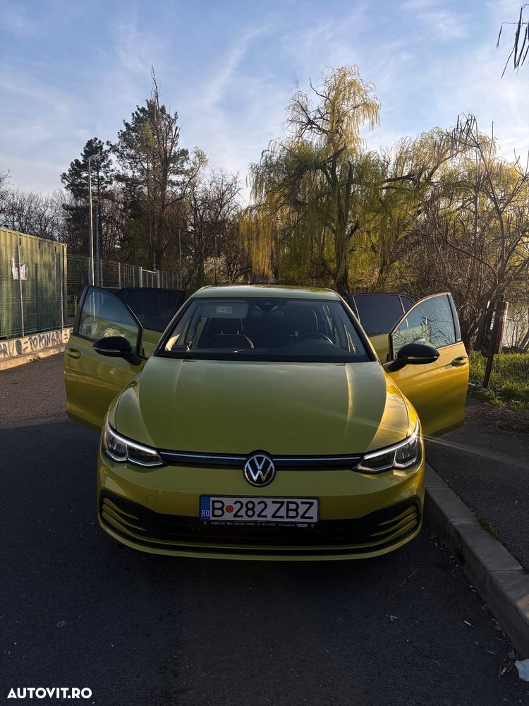 Volkswagen Golf 1.0 TSI Life - 2