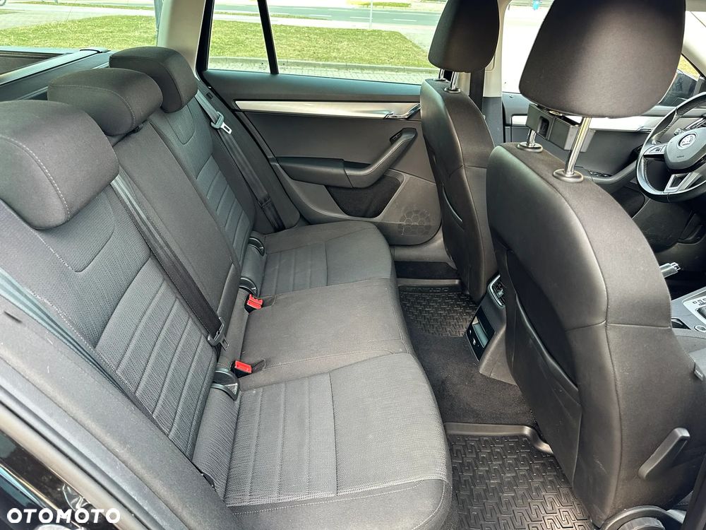 Skoda Octavia 1.4 TSI Style DSG - 33