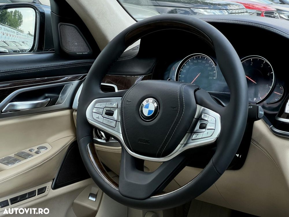 BMW Seria 7 730d xDrive - 11