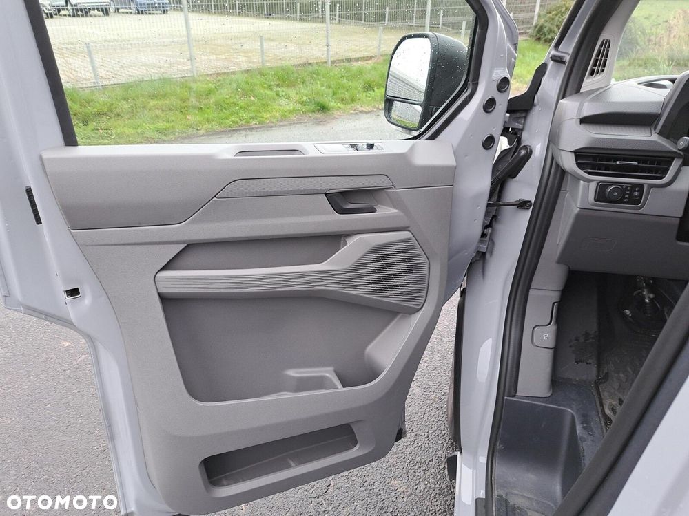Volkswagen Transporter Furgon, 2,0 l TDI 170 KM / 8-bieg.automatyczna r. o: 3500 mm - 34