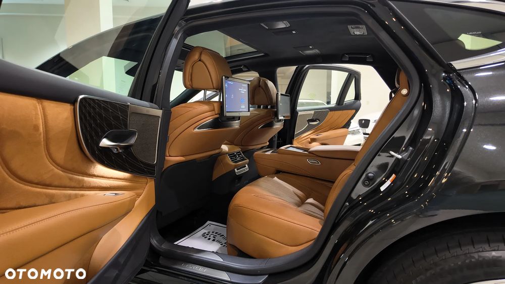Lexus LS 500h Omotenashi AWD - 24