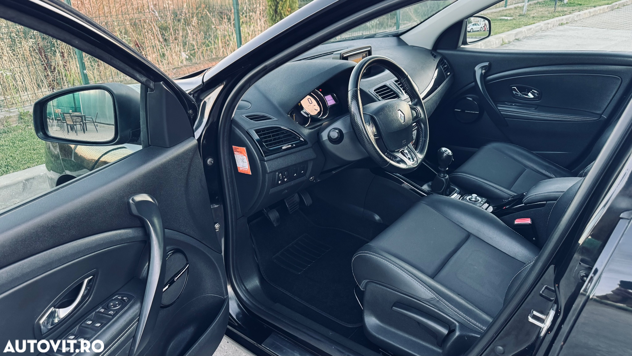 Renault Megane ENERGY dCi 110 Start & Stop Bose Edition - 16