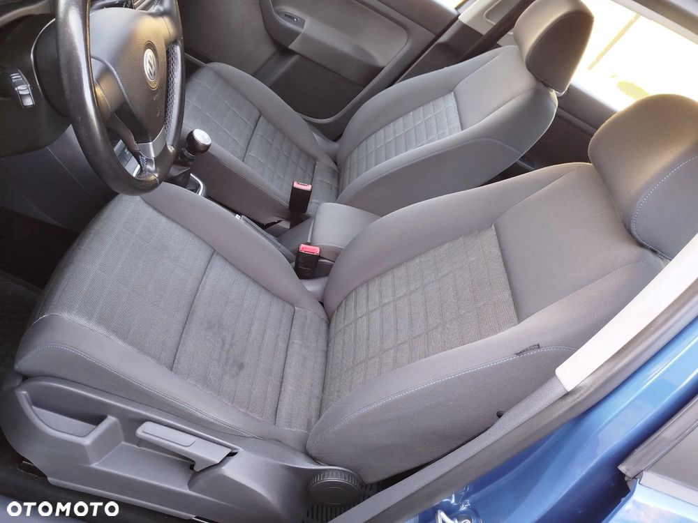 Volkswagen Golf Plus 1.6 Tour - 8