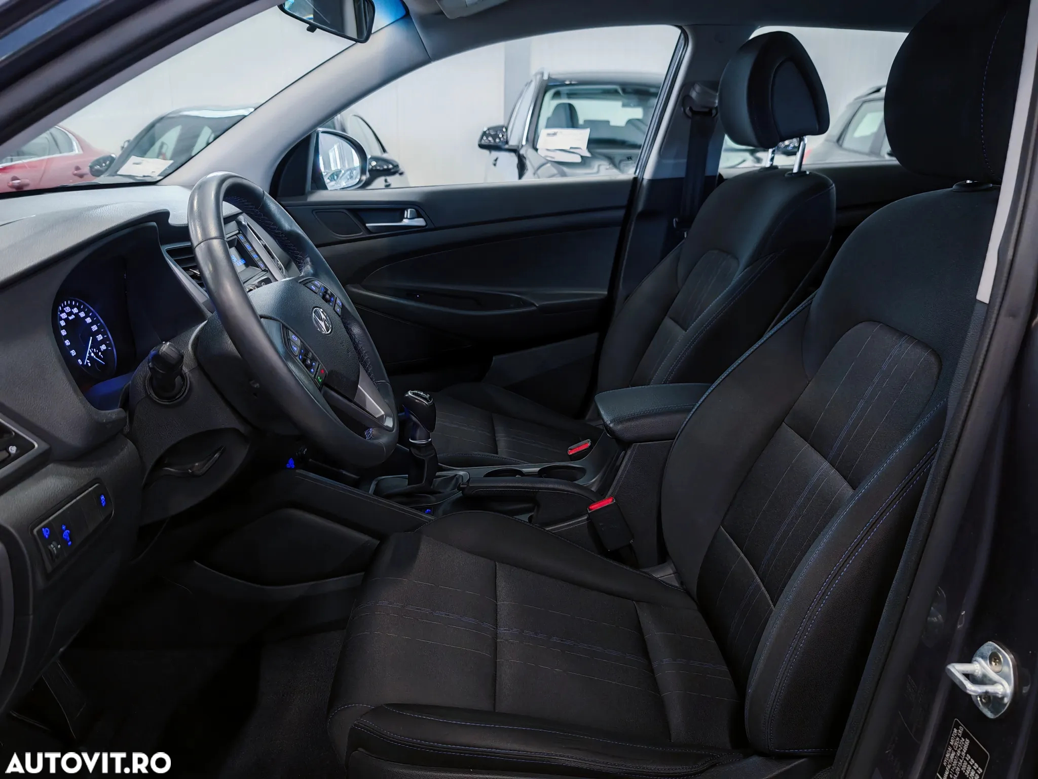 Hyundai Tucson blue 1.7 CRDi 2WD Classic - 9