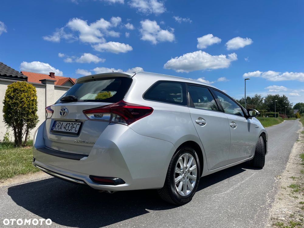Toyota Auris 1.8 VVT-i Automatik Edition - 5