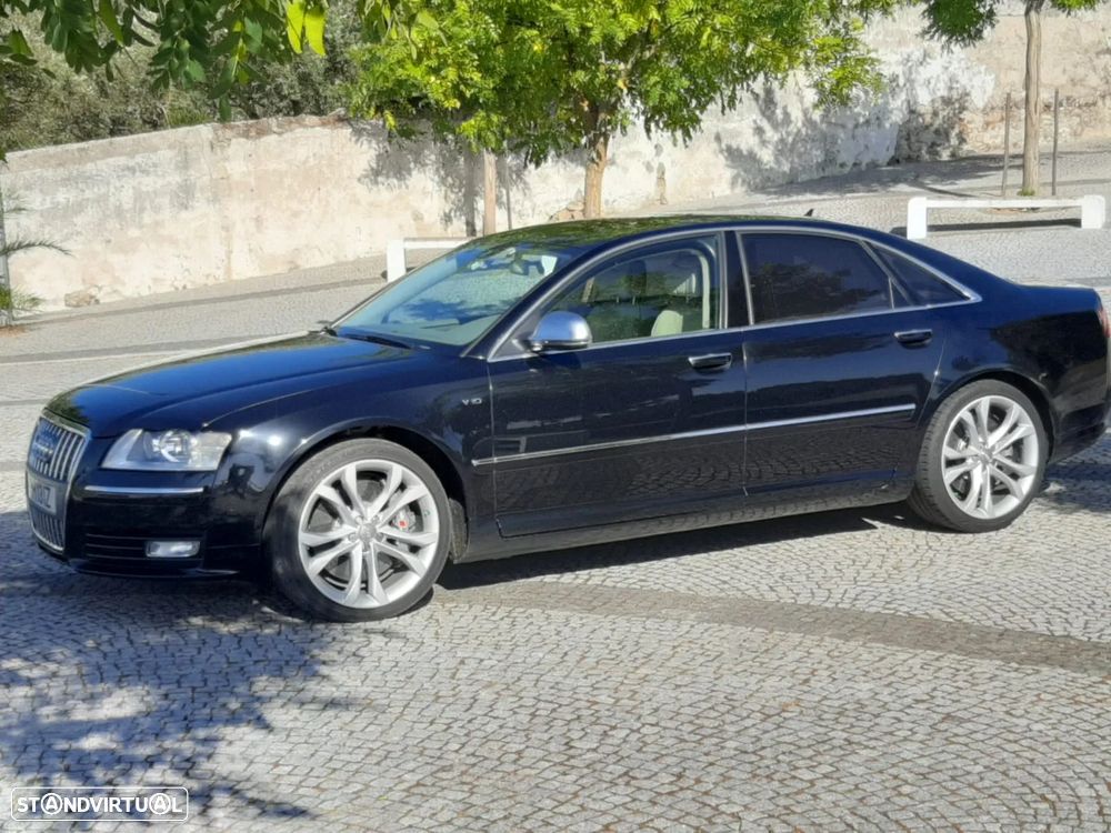 Audi S8 5.2 FSi V10 quattro - 3