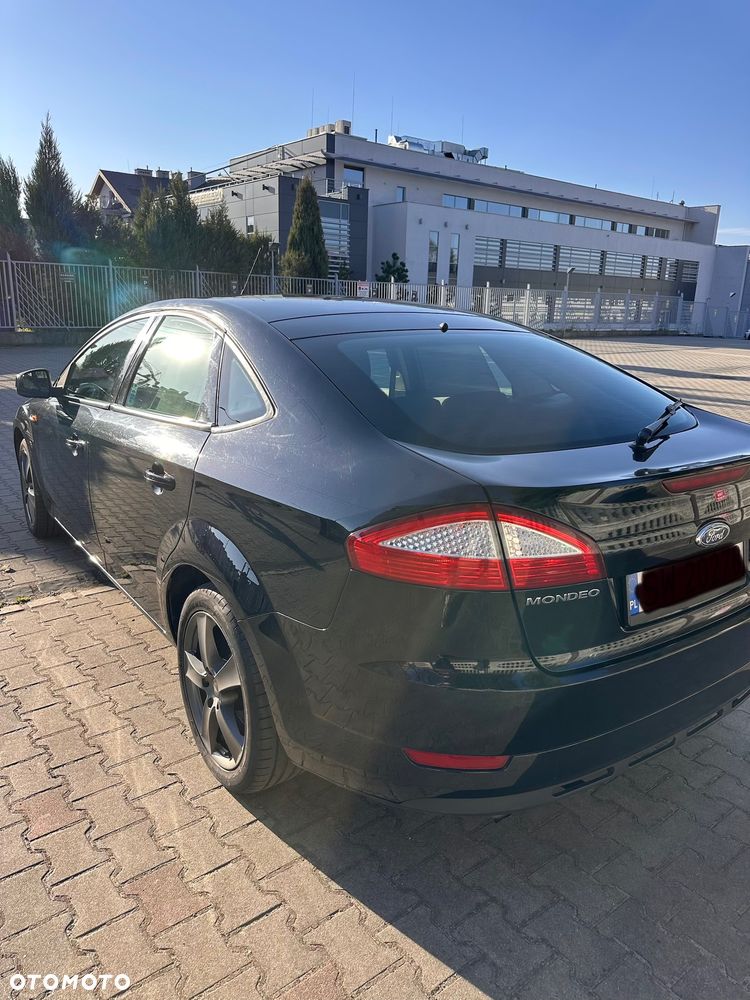 Ford Mondeo 2.0 Gold X - 30