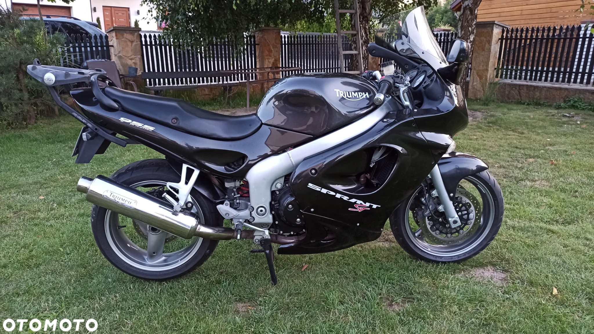 Triumph Sprint - 4