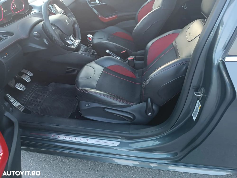 Peugeot 208 GTI 200 THP - 15