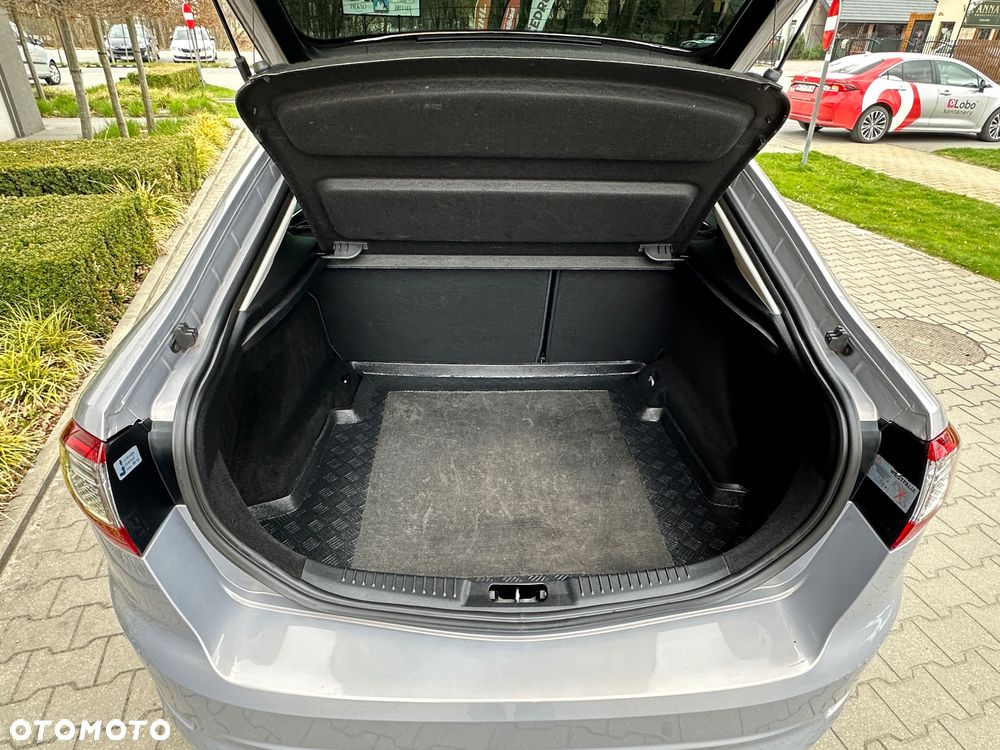 Ford Mondeo 2.0 EcoBoost Titanium X - 9