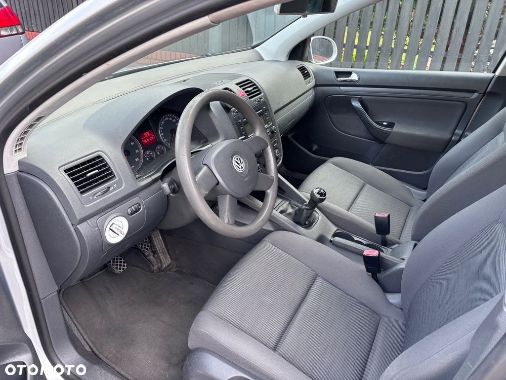 Volkswagen Golf 1.4 FSI Comfortline - 10