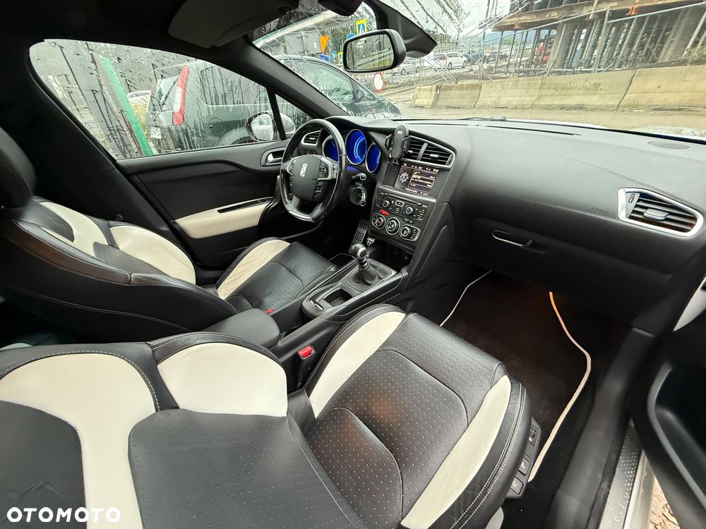 Citroën DS4 THP 200 Pure Pearl - 9
