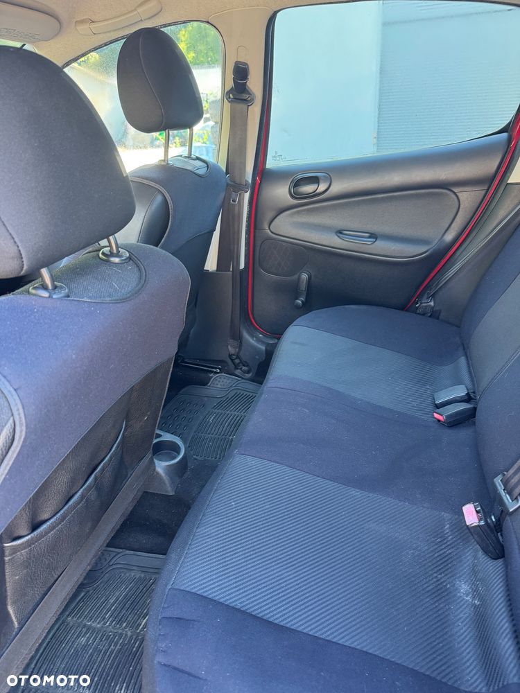 Peugeot 206 - 17