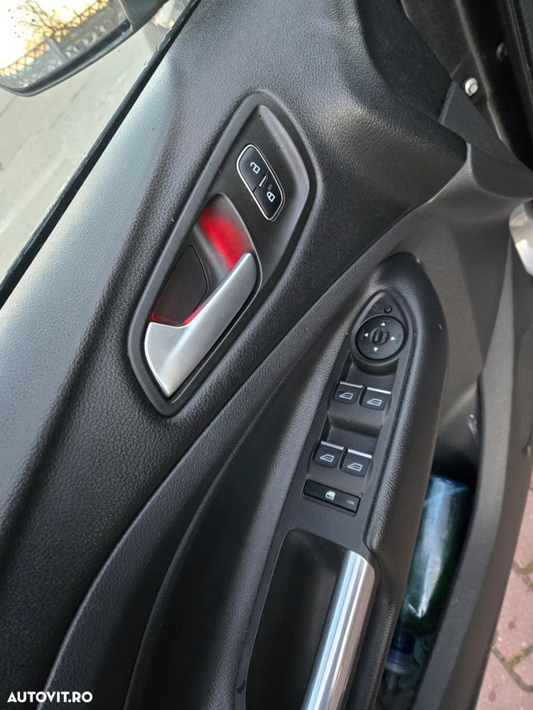 Ford Kuga 2.0 TDCi 4WD Trend - 6