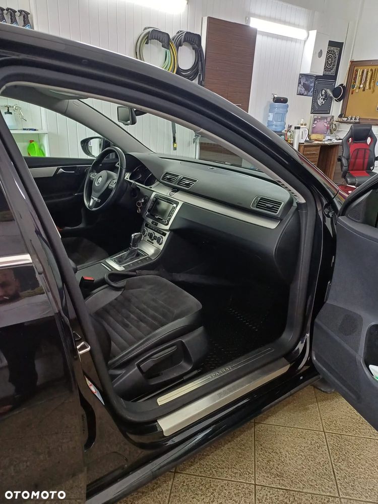 Volkswagen Passat 2.0 TDI 4Mot Highline DSG - 5
