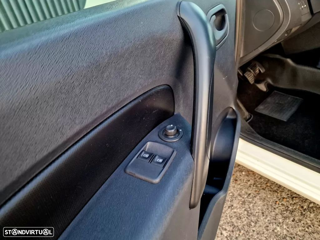 Renault Kangoo Maxi 1.5 dci 95cv-Longa-IVA Dedutível-AC-Sensores - 18