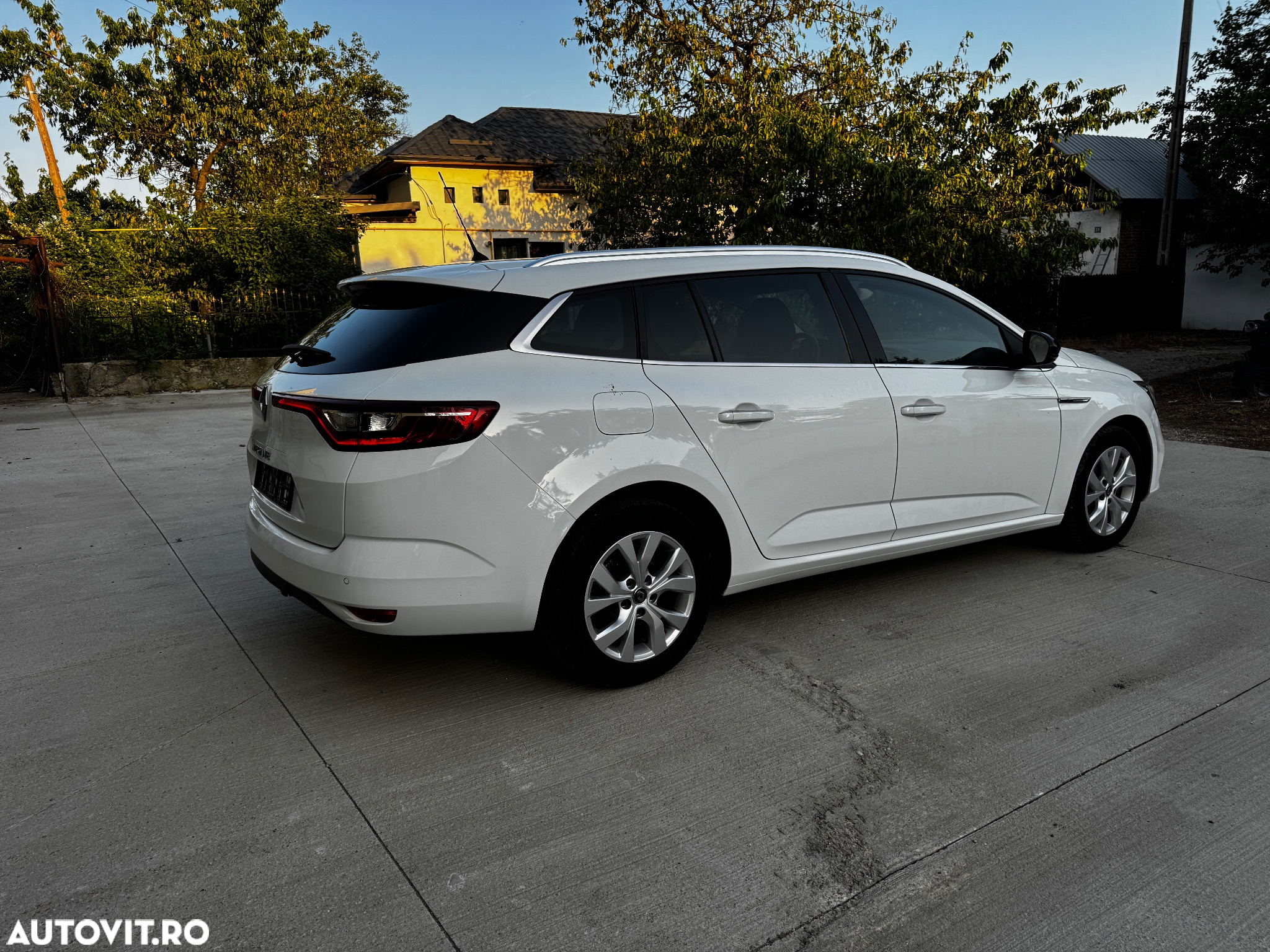 Renault Megane - 11