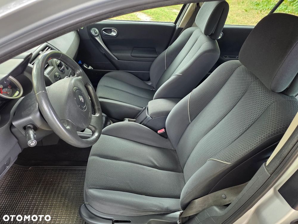 Renault Megane - 11