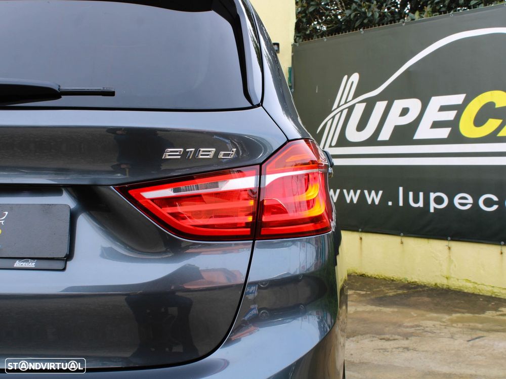 BMW 218 Gran Tourer d 7L Line Luxury - 19