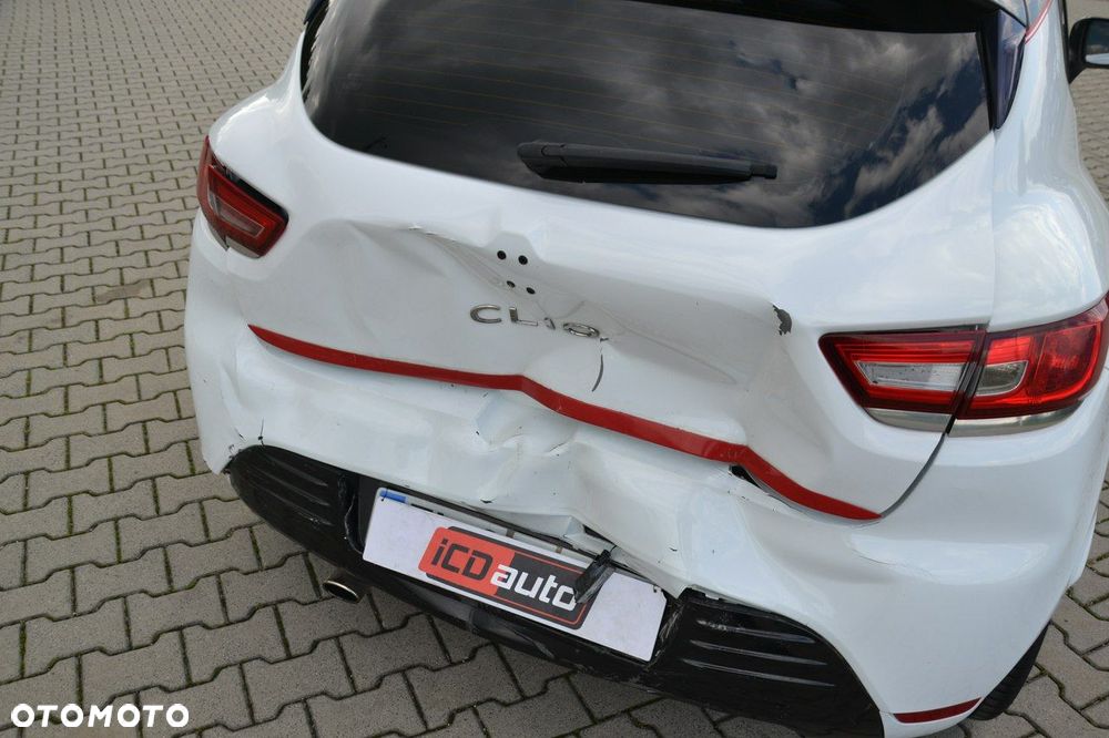 Renault Clio - 9
