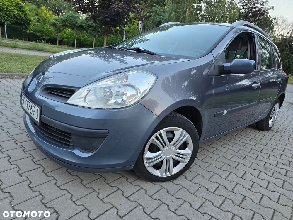 Renault Clio 1.2 16V All Inclusive - 11